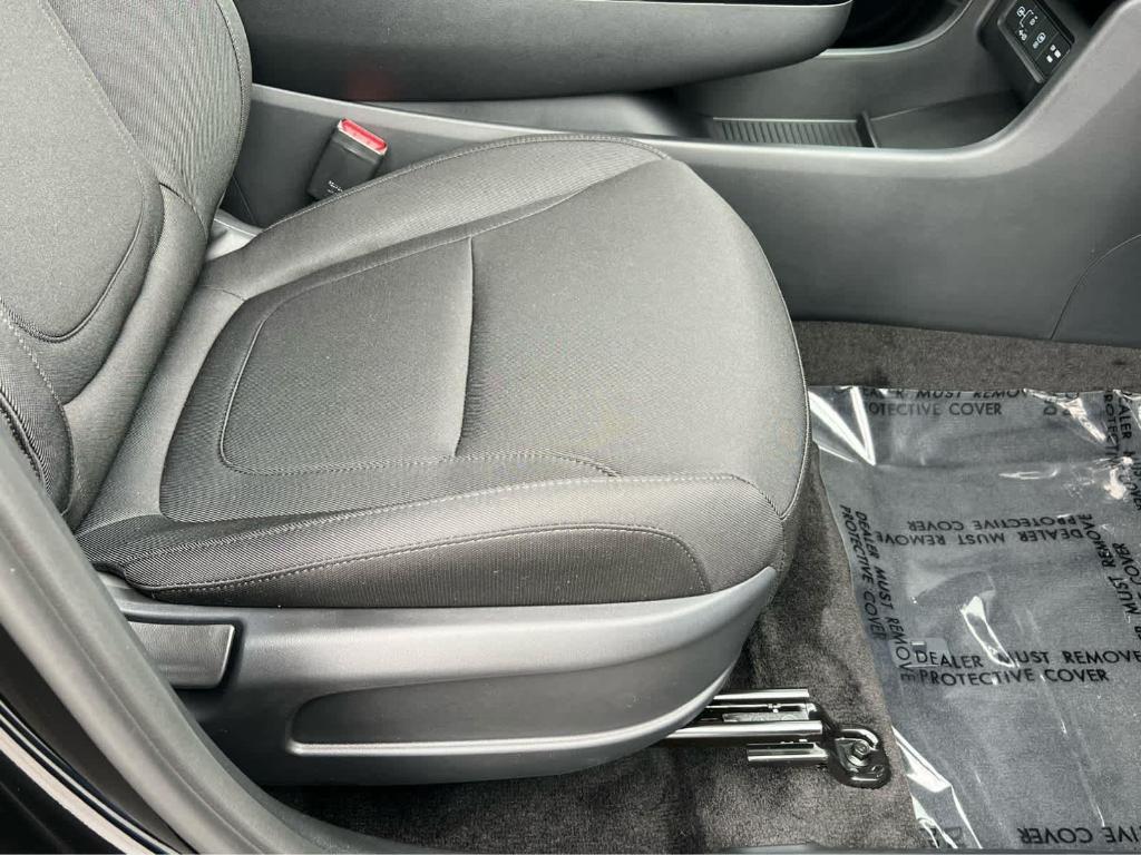new 2026 Hyundai TUCSON Hybrid car, priced at $33,558