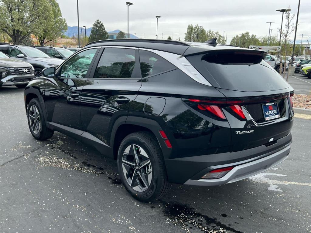 new 2026 Hyundai TUCSON Hybrid car, priced at $33,558