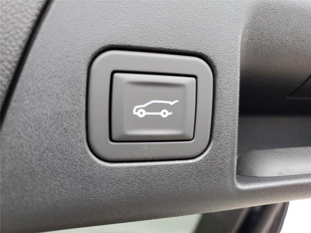 new 2026 Buick Envision car, priced at $43,738
