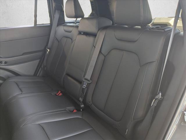 new 2026 Jeep Cherokee car, priced at $39,321