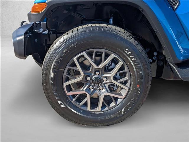 new 2026 Jeep Wrangler car, priced at $53,677