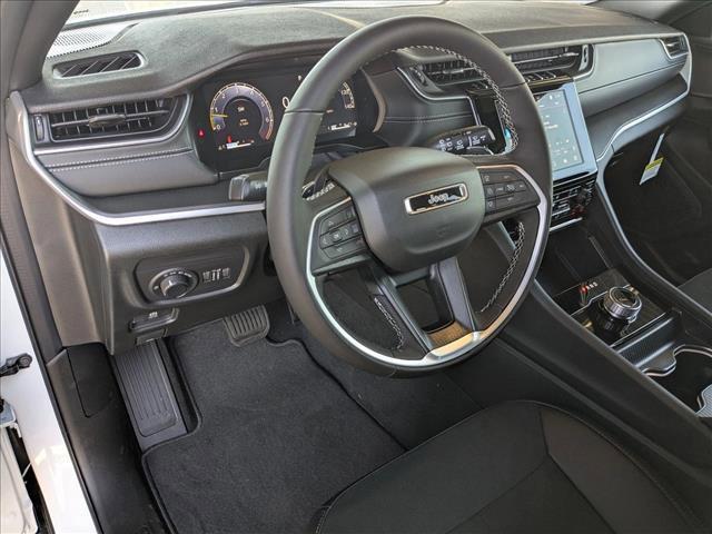 new 2025 Jeep Grand Cherokee car, priced at $41,885