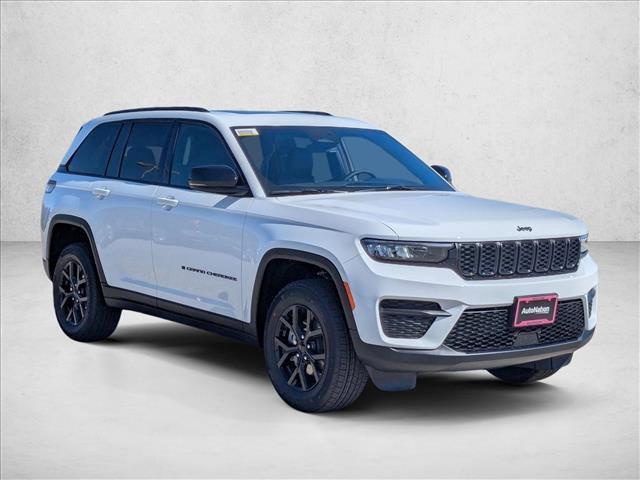 new 2025 Jeep Grand Cherokee car, priced at $41,885
