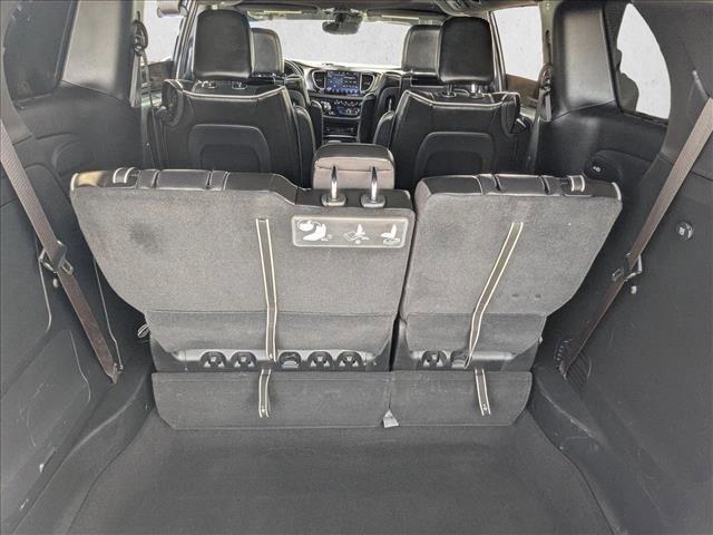 used 2021 Chrysler Pacifica Hybrid car, priced at $23,667