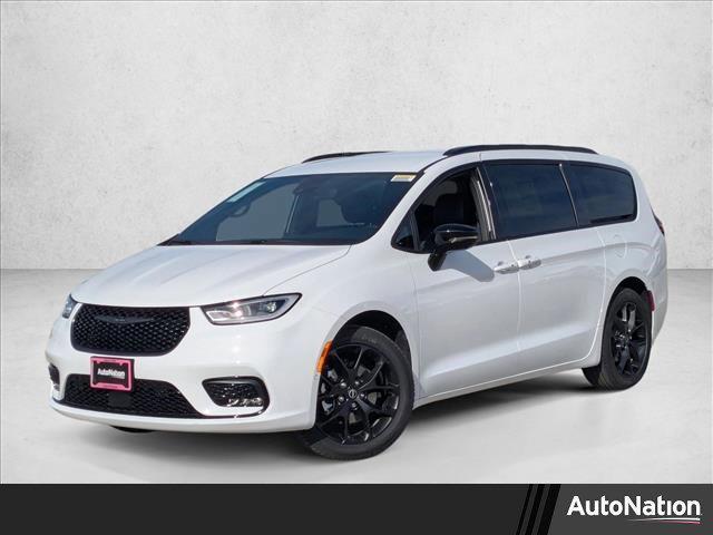 new 2026 Chrysler Pacifica car, priced at $43,745