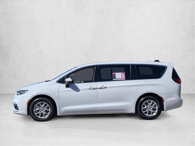 used 2023 Chrysler Pacifica car, priced at $21,991