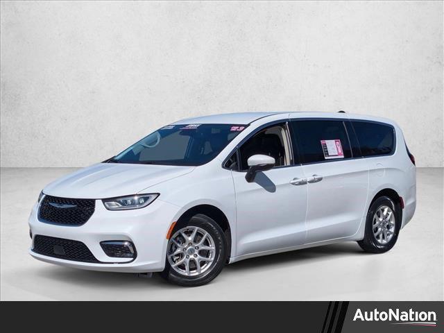 used 2023 Chrysler Pacifica car, priced at $21,991