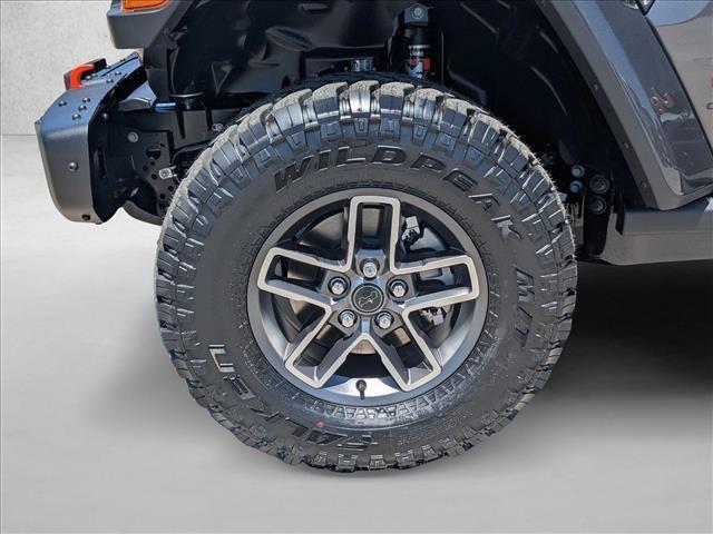 new 2026 Jeep Gladiator car, priced at $55,928