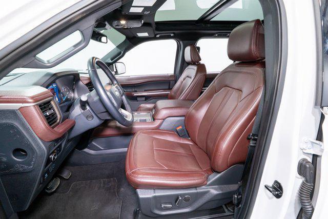 used 2024 Ford Expedition car, priced at $42,900