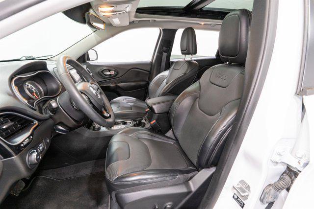 used 2023 Jeep Cherokee car, priced at $25,900