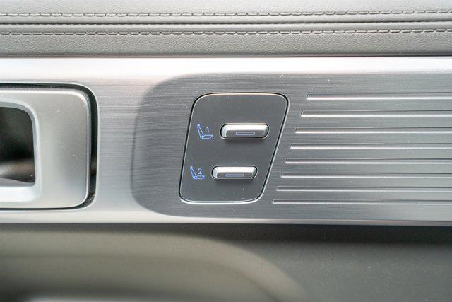 used 2025 Hyundai Santa Fe car, priced at $38,900