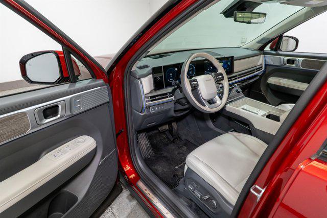 used 2025 Hyundai Santa Fe car, priced at $38,900