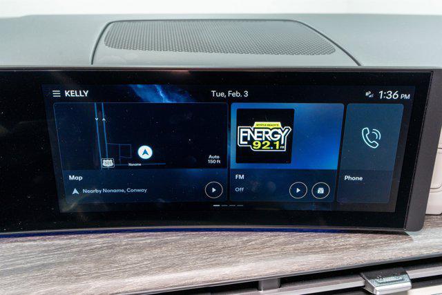 used 2025 Hyundai Santa Fe car, priced at $38,900