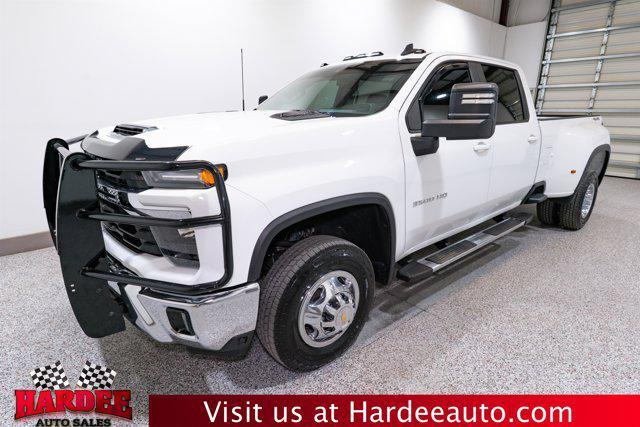 used 2024 Chevrolet Silverado 3500 car, priced at $59,990