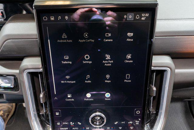 used 2025 GMC Yukon car, priced at $69,900