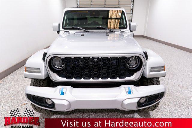 used 2024 Jeep Wrangler 4xe car, priced at $39,900