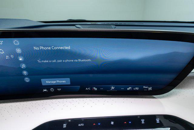 used 2025 Buick Enclave car, priced at $53,900