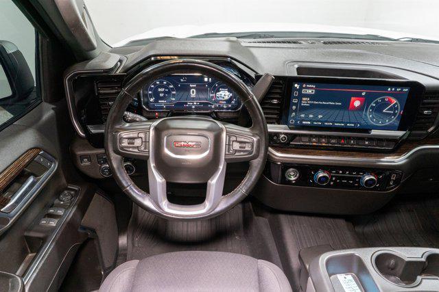 used 2023 GMC Sierra 1500 car, priced at $43,900
