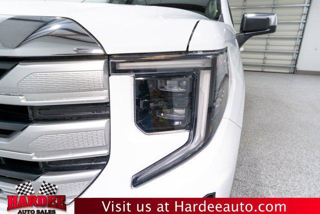 used 2023 GMC Sierra 1500 car, priced at $37,900