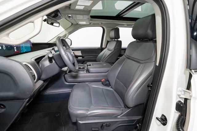 used 2025 Ford Expedition car, priced at $59,900