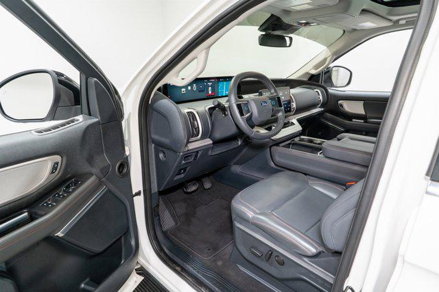 used 2025 Ford Expedition car, priced at $59,900