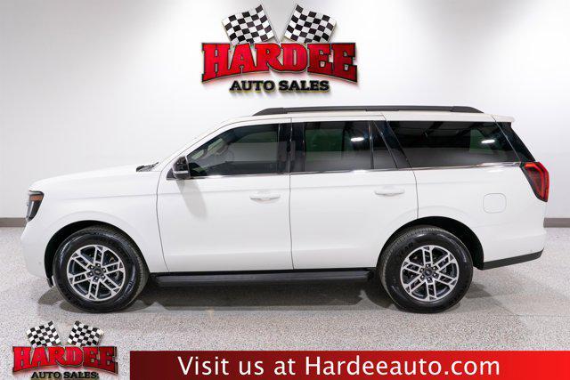 used 2025 Ford Expedition car, priced at $59,900