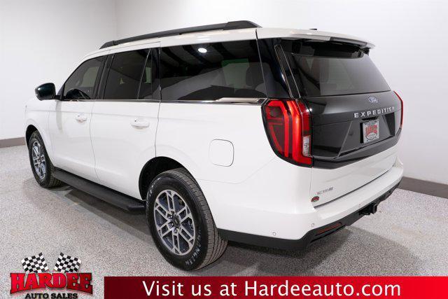 used 2025 Ford Expedition car, priced at $59,900