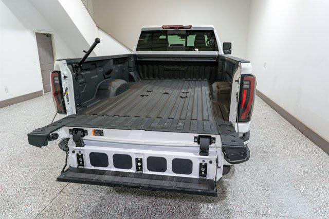 used 2024 GMC Sierra 2500 car, priced at $71,912