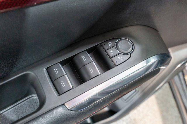 used 2024 Chevrolet Traverse car, priced at $52,900