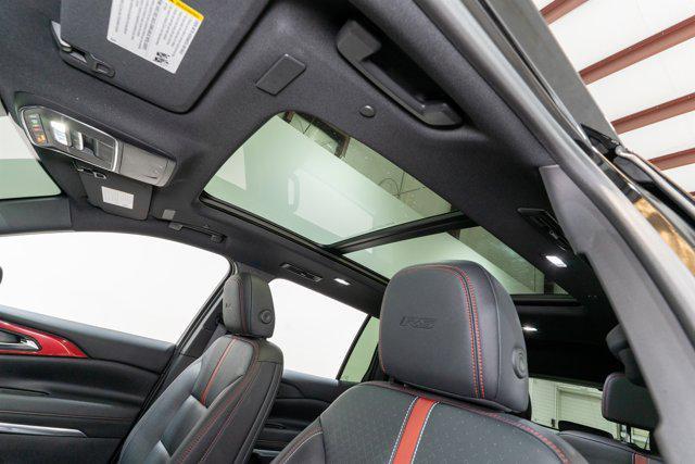 used 2024 Chevrolet Traverse car, priced at $52,900