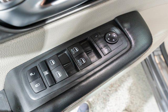 used 2020 Chrysler Pacifica car, priced at $17,900