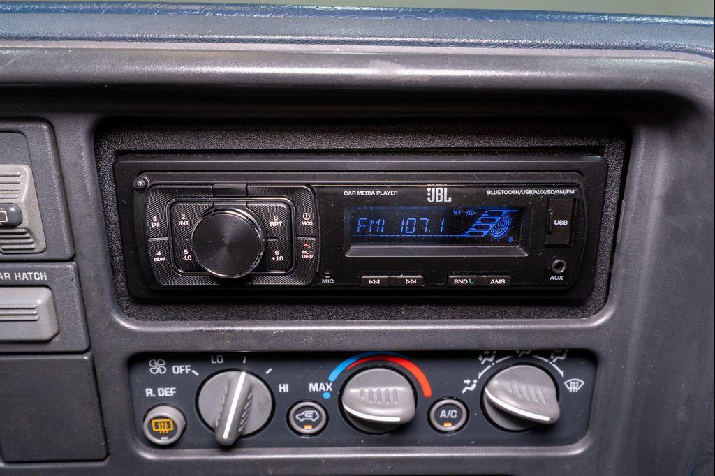 used 1995 Chevrolet Tahoe car, priced at $15,299