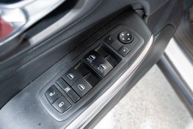 used 2019 Jeep Cherokee car, priced at $20,900