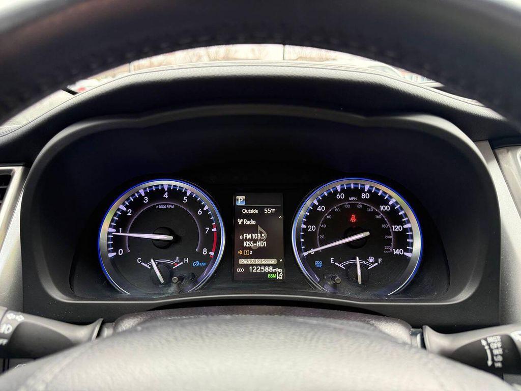used 2019 Toyota Highlander car, priced at $22,600