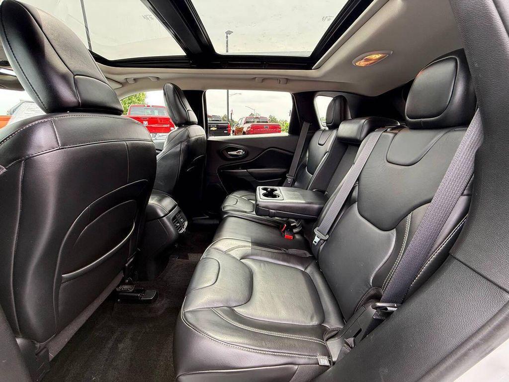 used 2015 Jeep Cherokee car, priced at $14,400