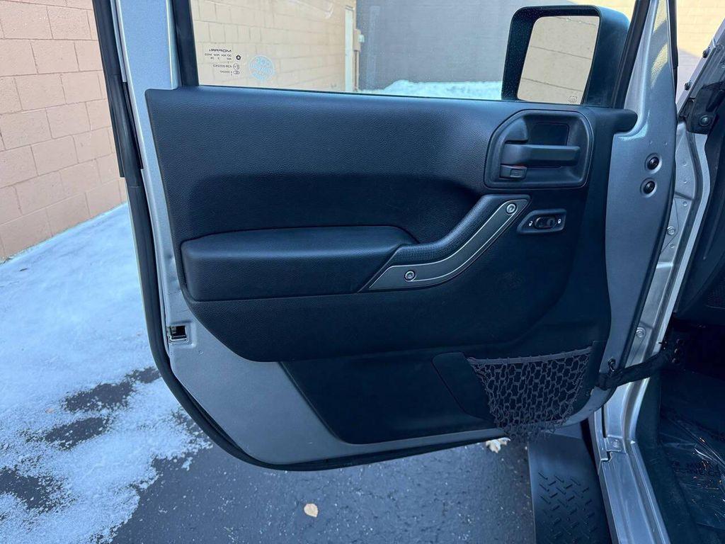 used 2013 Jeep Wrangler Unlimited car, priced at $12,900