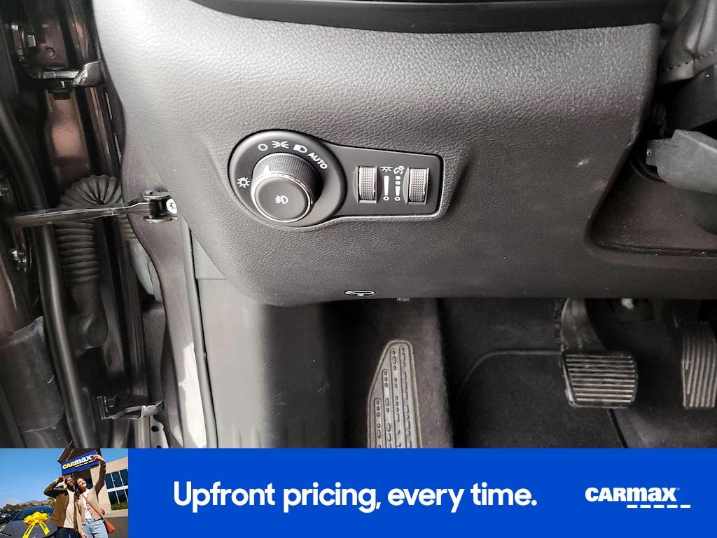 used 2022 Jeep Compass car, priced at $20,998