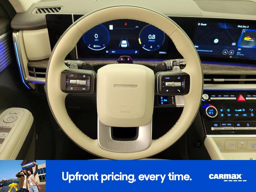 used 2024 Hyundai Santa Fe car, priced at $38,998