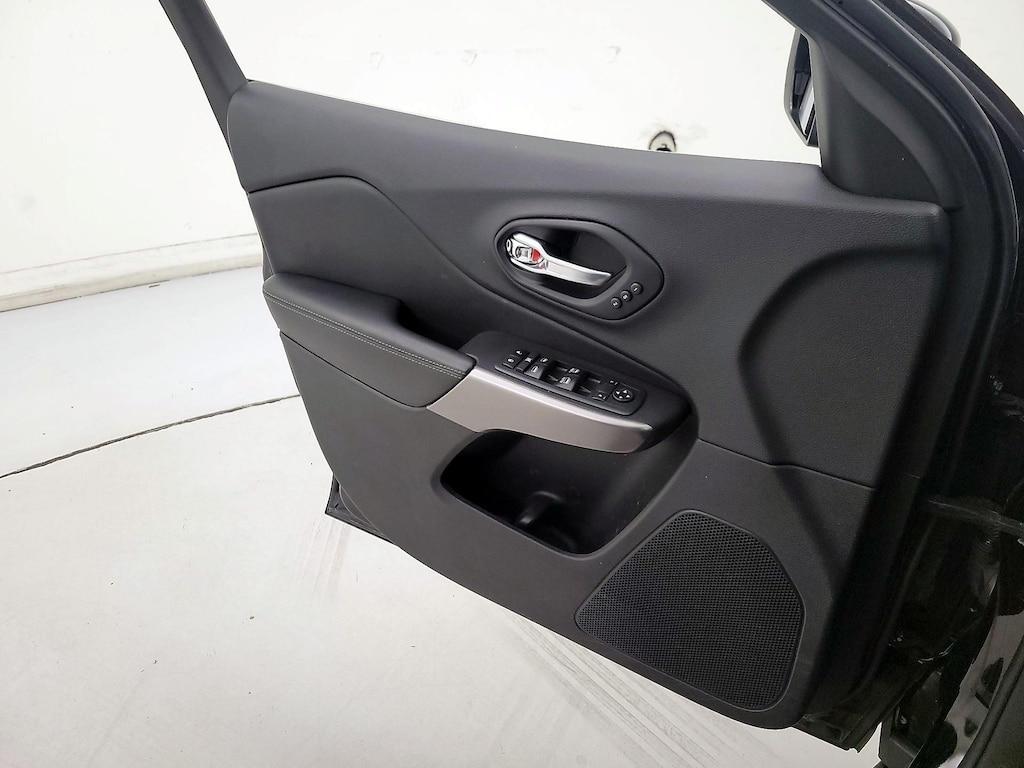 used 2019 Jeep Cherokee car, priced at $18,998