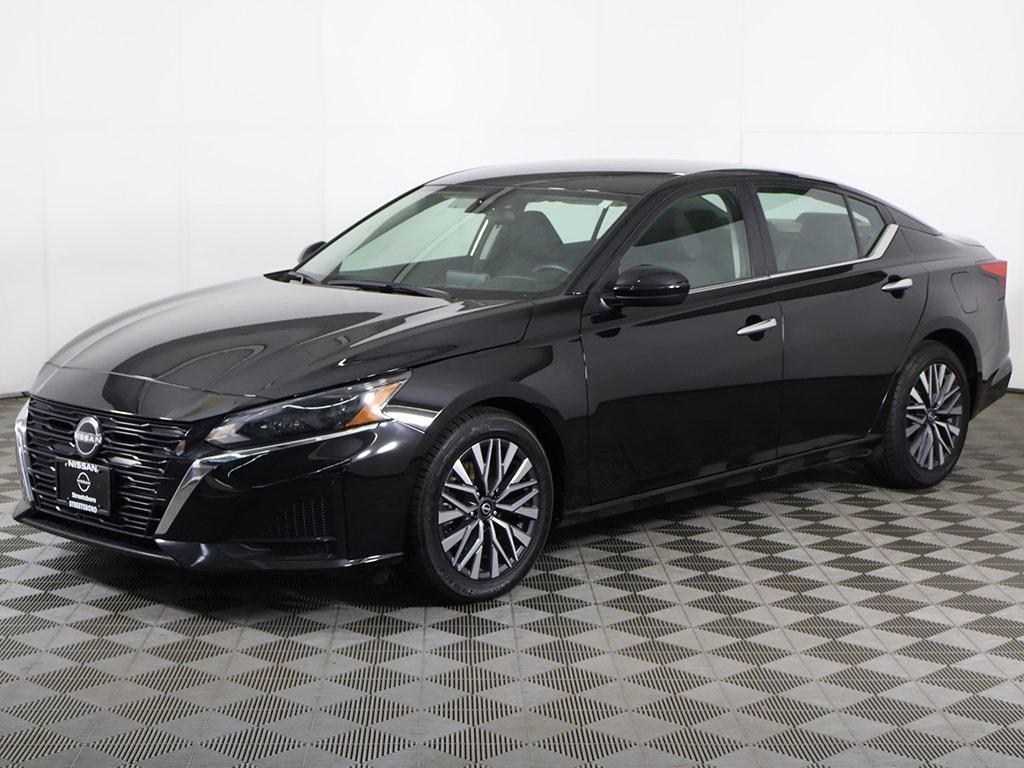 used 2023 Nissan Altima car, priced at $15,399