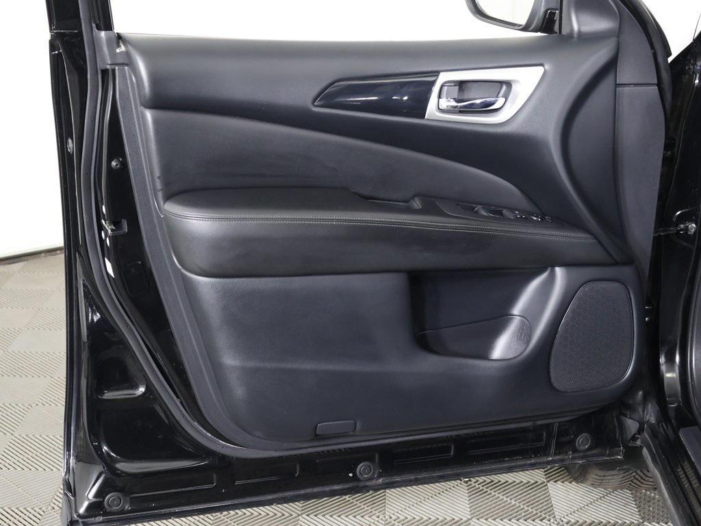 used 2020 Nissan Pathfinder car, priced at $12,999