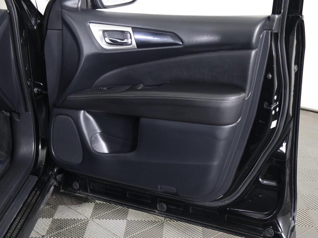 used 2020 Nissan Pathfinder car, priced at $12,999