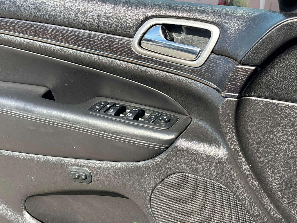 used 2018 Jeep Grand Cherokee car, priced at $23,395