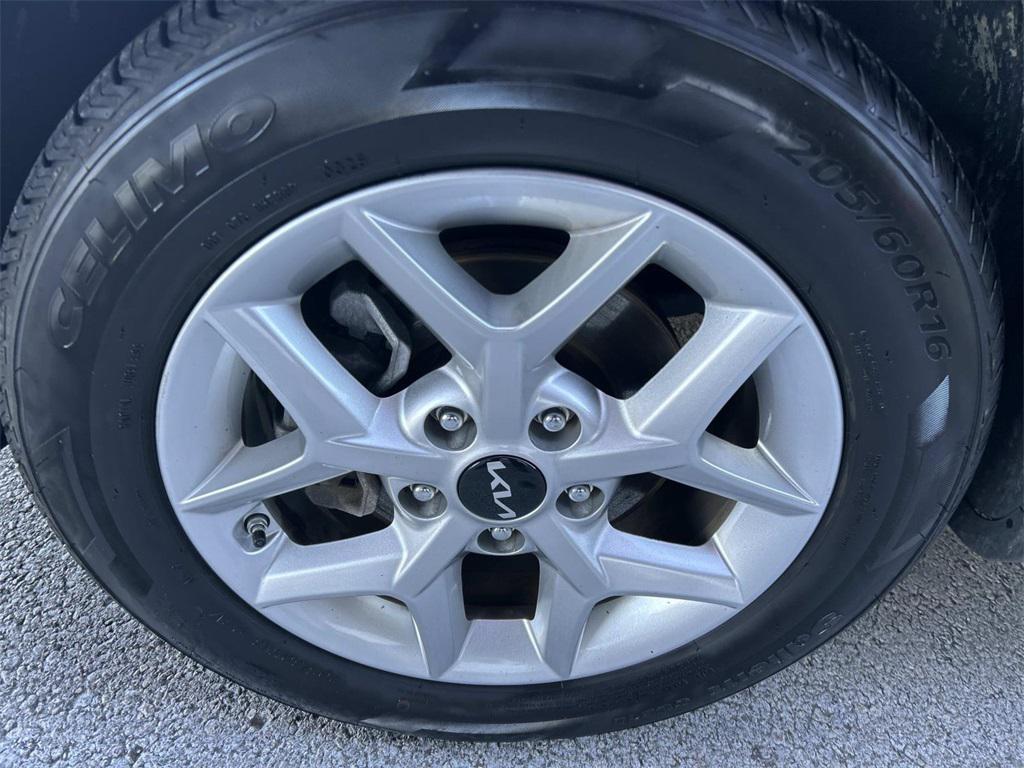 used 2024 Kia Soul car, priced at $15,999