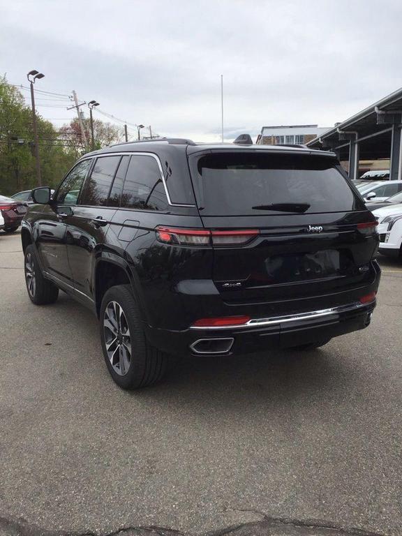 used 2022 Jeep Grand Cherokee car, priced at $34,895