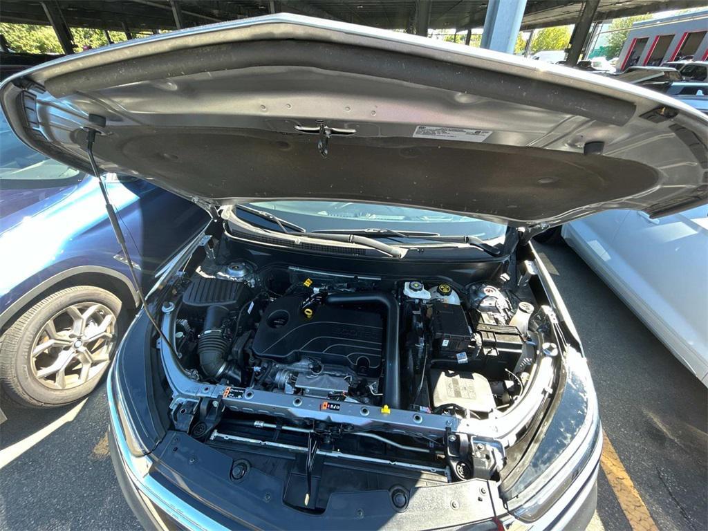 used 2024 Chevrolet Equinox car, priced at $18,990