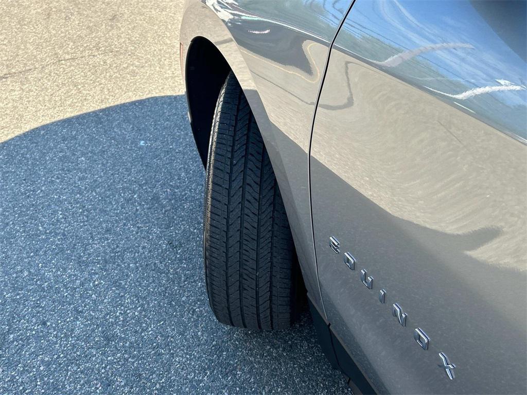 used 2024 Chevrolet Equinox car, priced at $18,990