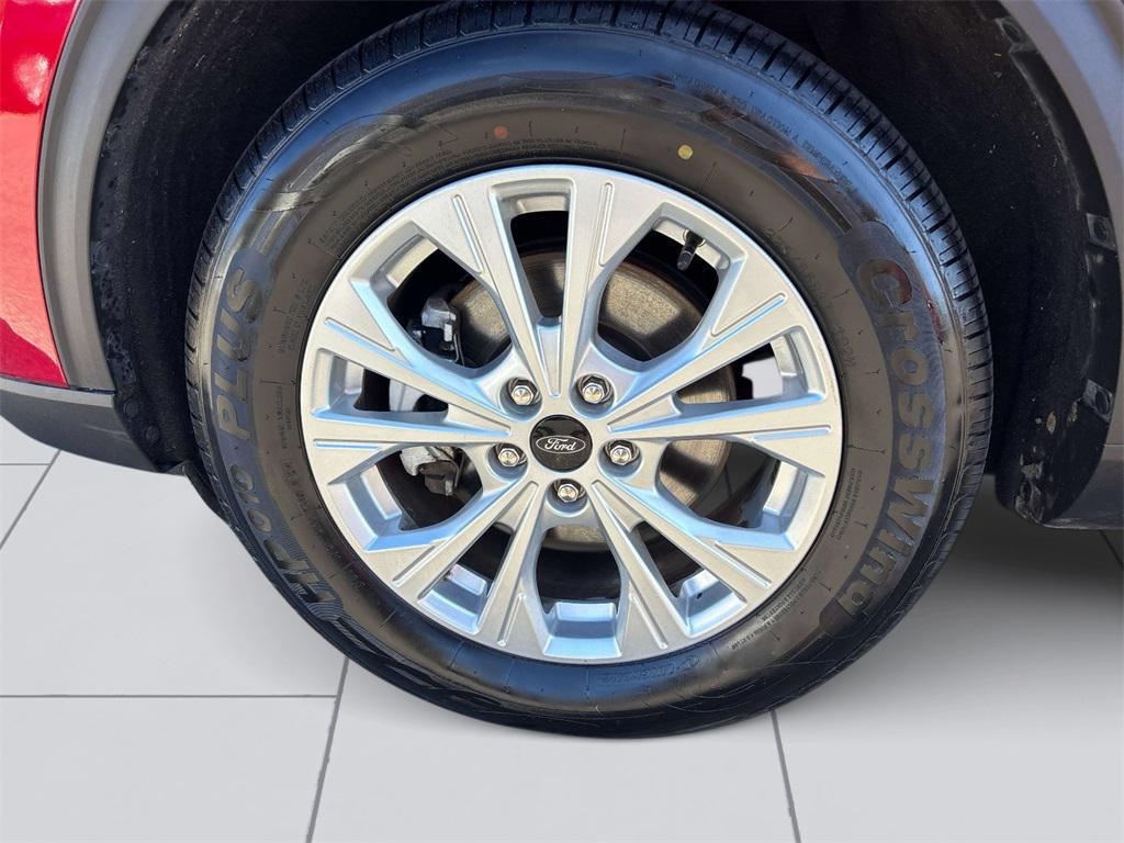 used 2023 Ford Escape car, priced at $19,498
