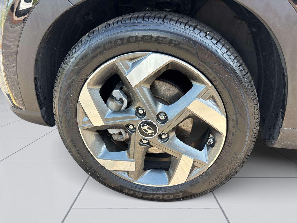 used 2025 Hyundai Venue car, priced at $20,795