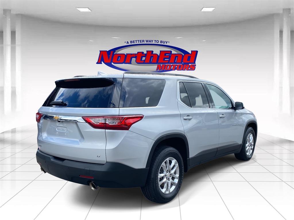 used 2021 Chevrolet Traverse car, priced at $18,900